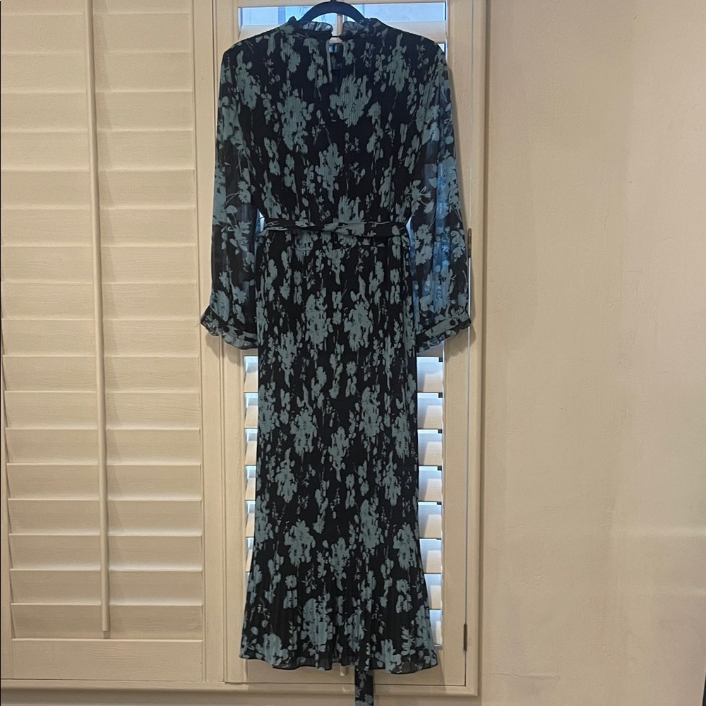 Zara Black and Blue Floral Long Sleeve Dress - Picture 8 of 11